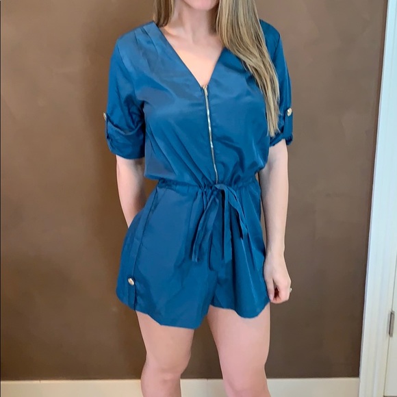 Hot & Delicious Pants - Blue Romper